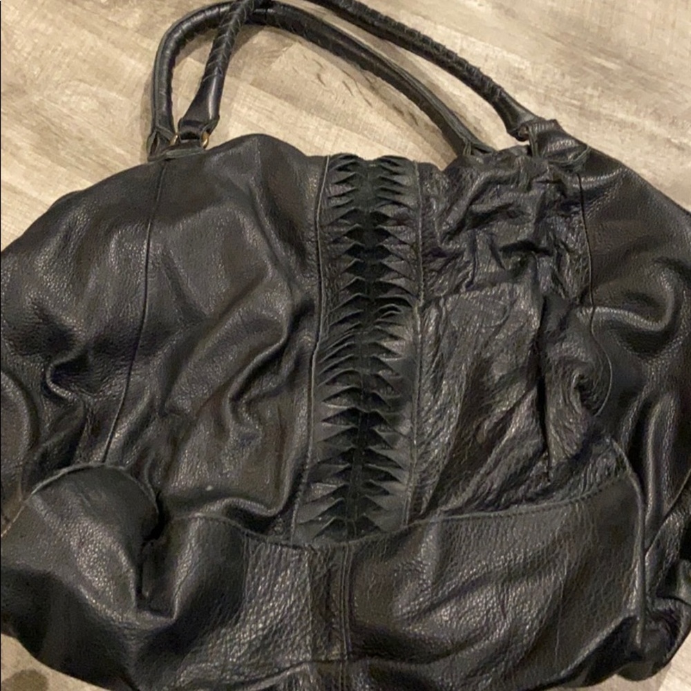 Liebeskind Anessa Oil Black